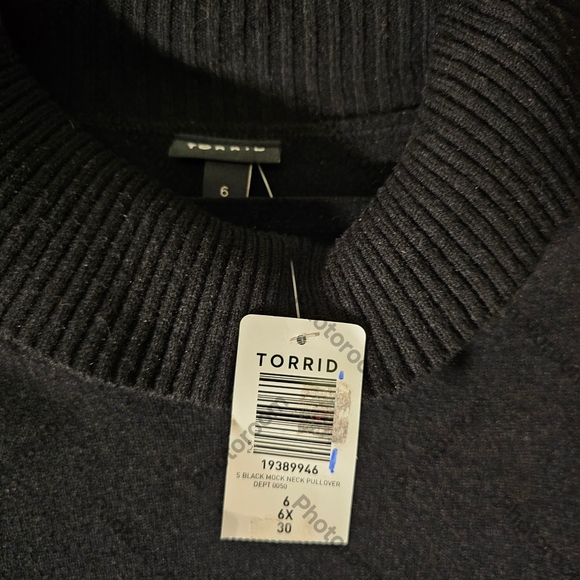 NWT Size 6 Torrid Black Turtleneck Sweater - Picture 4 of 4